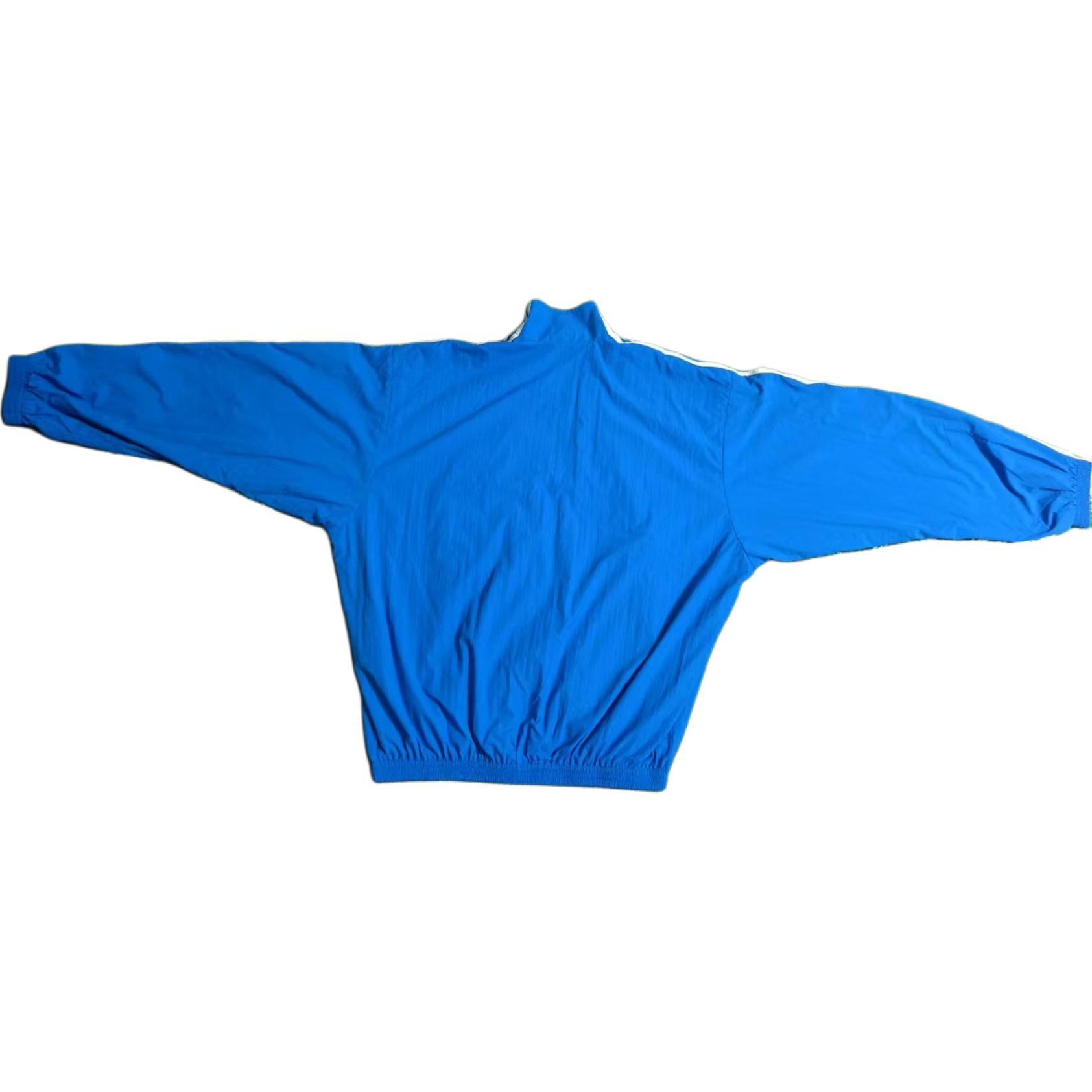 Lookbook 巴黎世家 x 阿迪达斯 标志印花条纹运动夹克. 712280TNO244003