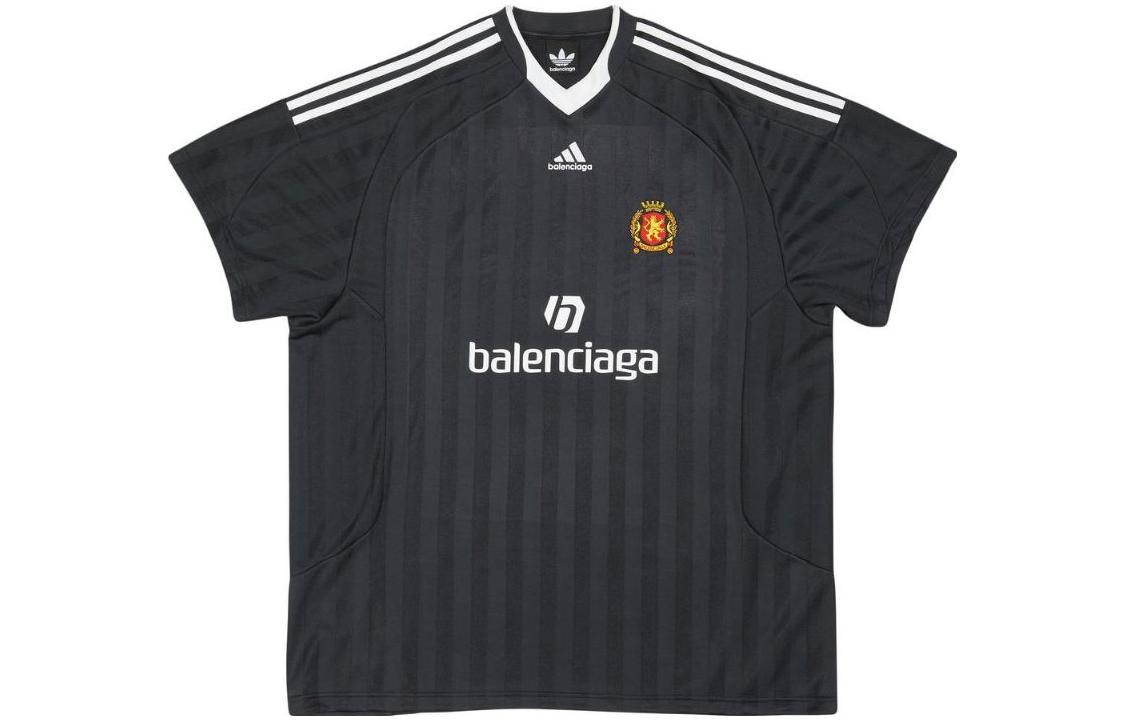 Balenciaga x Adidas Black Man Utd Logo Print Raglan Sleeve T-Shirt  Regular Fit. 723663TNV131000