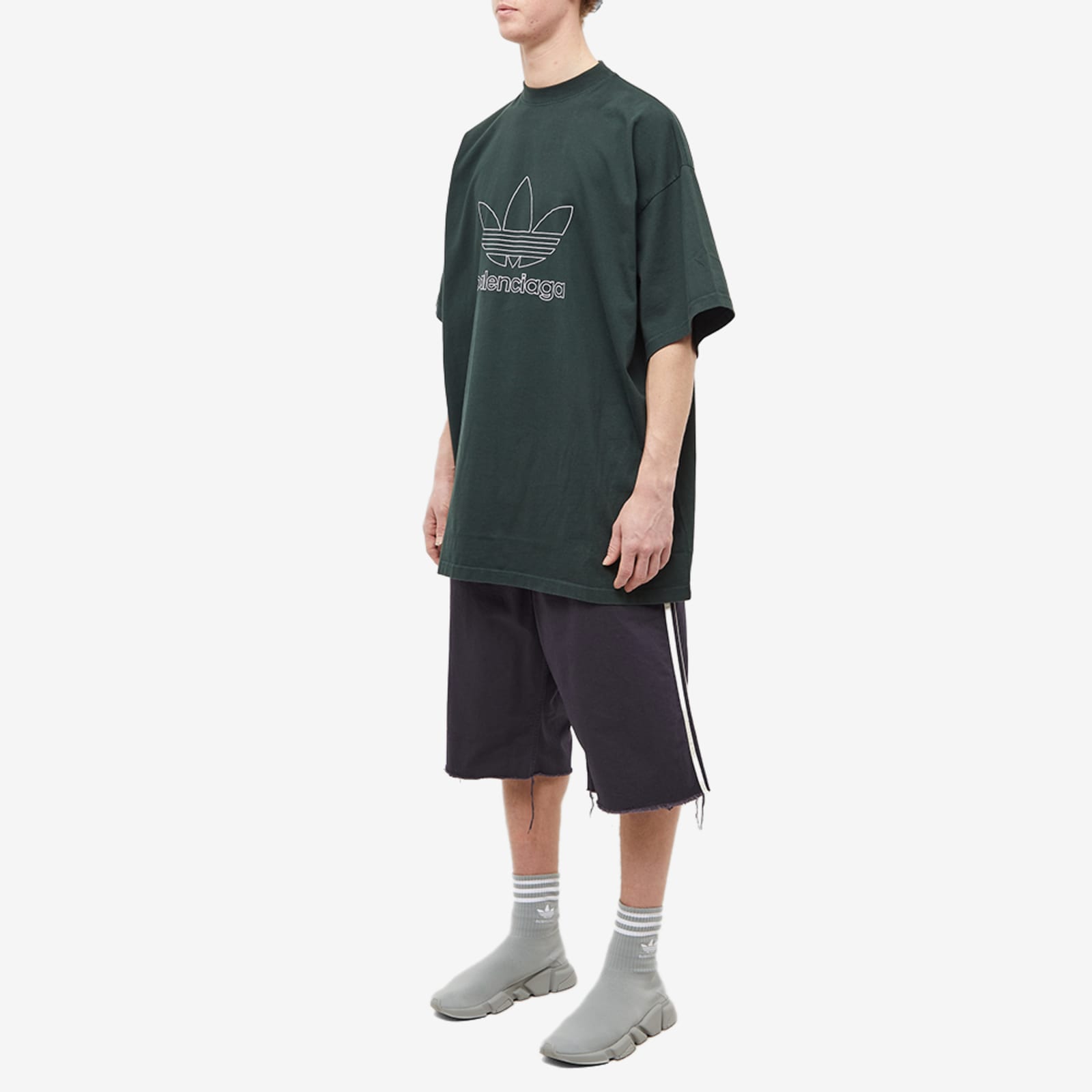 Sizing Balenciaga x adidas SS23  Navy Logo Print Loose-Fit Shorts. 725587TNP048065