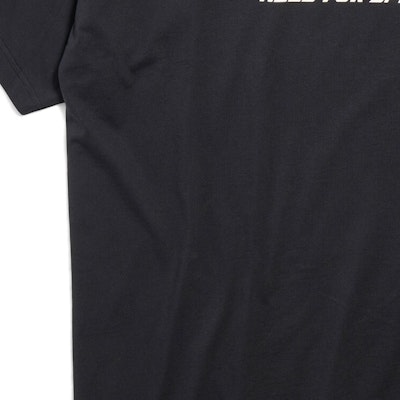 Camiseta Negra Unisex Oversize Balenciaga x Need for Speed SS24 Logo Print. 787349TQV731083 Details for Camiseta Negra Unisex Oversize Balenciaga x Need for Speed SS24 Logo Print. 787349TQV731083