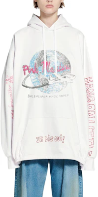 Balenciaga x Pink Martini FW22 Hoodie Putih dengan Cetakan Graffiti Unisex. 697971TMVO19800 Shop Balenciaga x Pink Martini FW22 Hoodie Putih dengan Cetakan Graffiti Unisex. 697971TMVO19800