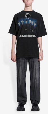 Balenciaga x Rammstein Kolaborasi T-Shirt Longgar Hitam. 651795TLV511000 Shop Balenciaga x Rammstein Kolaborasi T-Shirt Longgar Hitam. 651795TLV511000