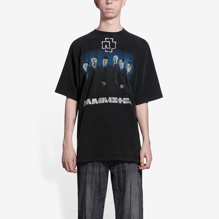 Purchase Balenciaga x Rammstein Kolaborasi T-Shirt Longgar Hitam. 651795TLV511000