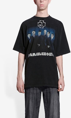 Balenciaga x Rammstein Kolaborasi T-Shirt Longgar Hitam. 651795TLV511000 Purchase Balenciaga x Rammstein Kolaborasi T-Shirt Longgar Hitam. 651795TLV511000