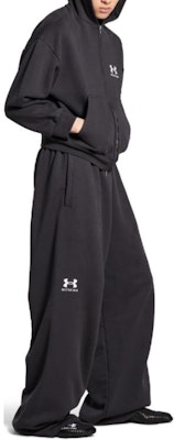 Balenciaga x Under Armour FW24 Sudadera con Capucha Negra Unisex Logo Regular. 803264TRVB89034 Details for Balenciaga x Under Armour FW24 Sudadera con Capucha Negra Unisex Logo Regular. 803264TRVB89034