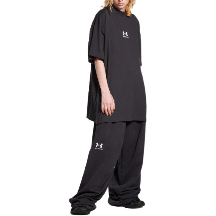 Details for Balenciaga x Under Armour Logo Print Crewneck Tee SS25 Unisex Black Loose Fit. 787349TRVB79034