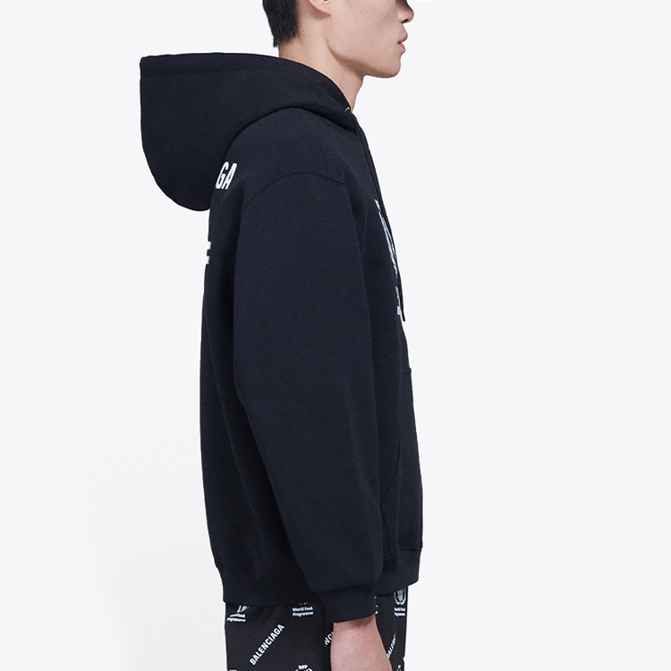 Shop バレンシアガ x WFP ブラック ロゴ プリント スウェットシャツ 600583THV831000