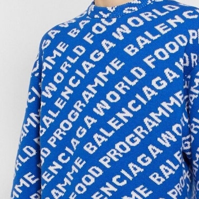巴黎世家x世界粮食计划署蓝色宽松版印花男士毛衣. 612957T15654640 Shop 巴黎世家x世界粮食计划署蓝色宽松版印花男士毛衣. 612957T15654640
