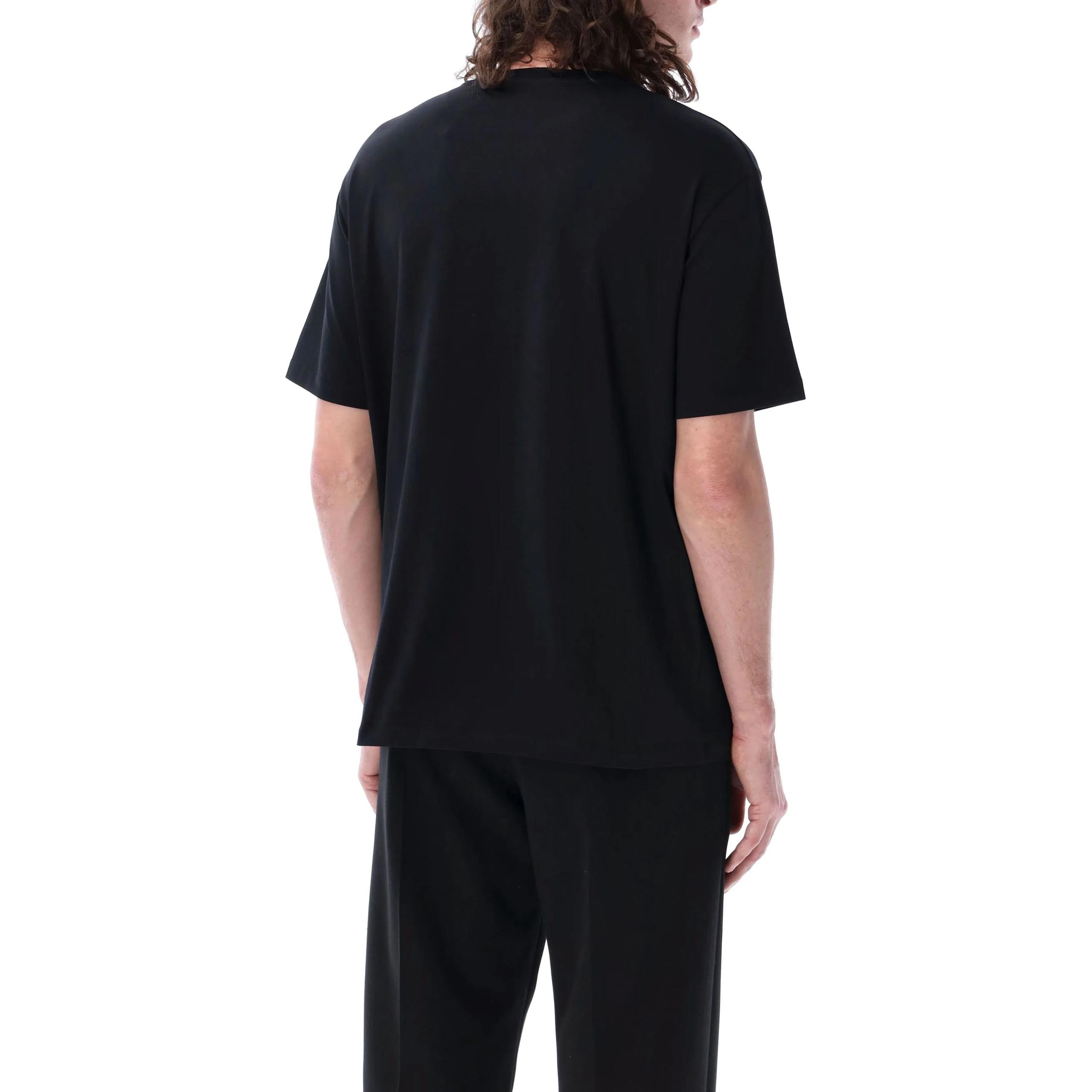 Shop BALLY Kaos Hitam Crewneck Logo Besar Lengan Pendek. MJE05C-CO018-U901