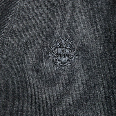 발리 그레이 V넥 니트 가디건 로고 자수. MKN04QWO046 Purchase 발리 그레이 V넥 니트 가디건 로고 자수. MKN04QWO046