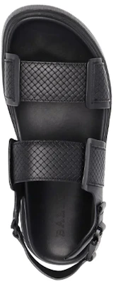 バリー レザーバックルサンダル (黒) 6300079 Lookbook バリー レザーバックルサンダル (黒) 6300079