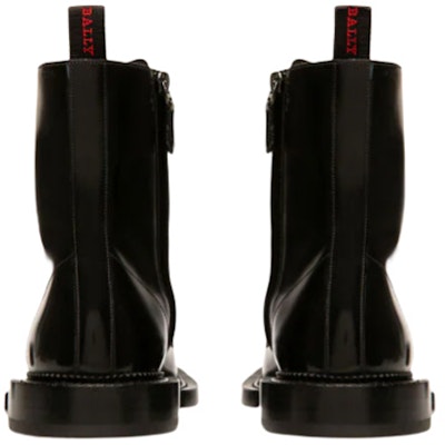 BALLY Sepatu Boot Kulit Hitam Mode 'Remo Ankle' 6300425 Lookbook BALLY Sepatu Boot Kulit Hitam Mode 'Remo Ankle' 6300425