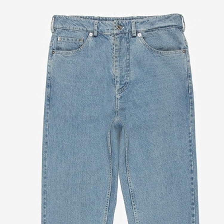 Sizing バリー SS23 リラックスストレートフィット ブルーデニムジーンズ カジュアルスタイル。 6303665