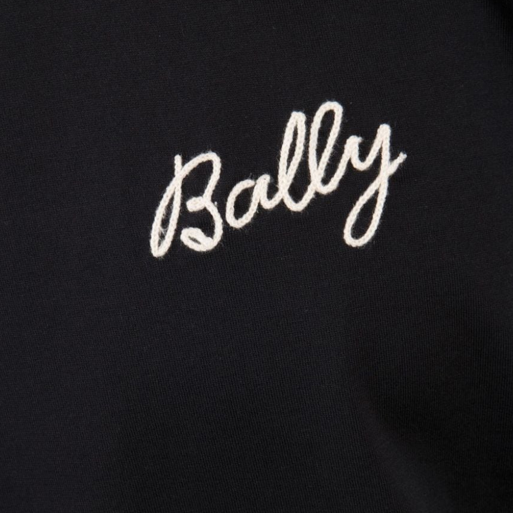 Shop BALLY SS24 Kaos Hitam Crewneck dengan Logo Bordir. MJE05JCO018