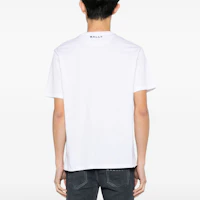 Shop BALLY SS24 Kaos Putih Motif Bunga Fit Santai Leher O Crew. 6306687