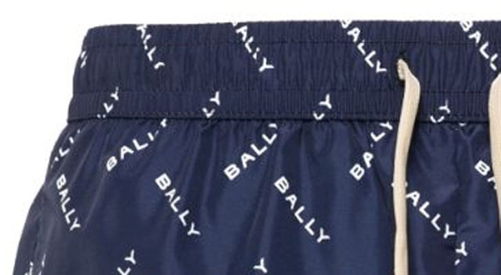 BALLY SS24 Celana Pendek Pantai Pria Navy Blue dengan Logo dan Potongan Lurus. 6307041U563 Purchase BALLY SS24 Celana Pendek Pantai Pria Navy Blue dengan Logo dan Potongan Lurus. 6307041U563
