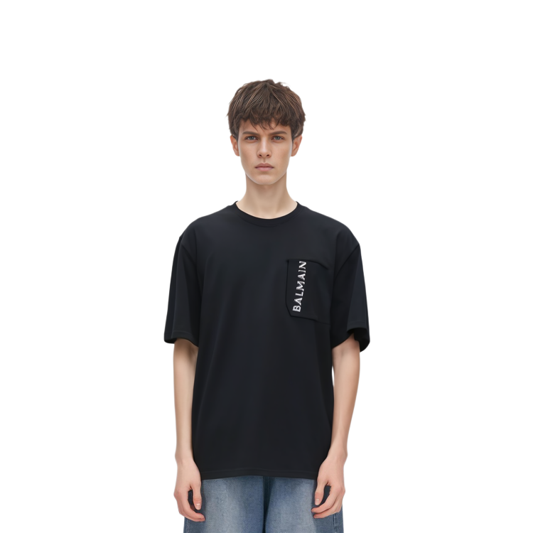 Shop BALMAIN 黑色字母印花寬鬆短袖T恤 CH1EG105-BC61-EHR