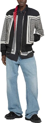 발망 블랙 로고 프린트 하이 칼라 자켓 BH1TF354XG25-EJH Sizing 발망 블랙 로고 프린트 하이 칼라 자켓 BH1TF354XG25-EJH