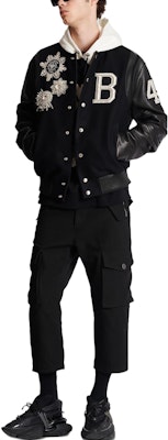 BALMAIN Jaket Hitam Single-Breasted dengan Desain Cetak Huruf. BH1TF335PB86EACB Sizing BALMAIN Jaket Hitam Single-Breasted dengan Desain Cetak Huruf. BH1TF335PB86EACB