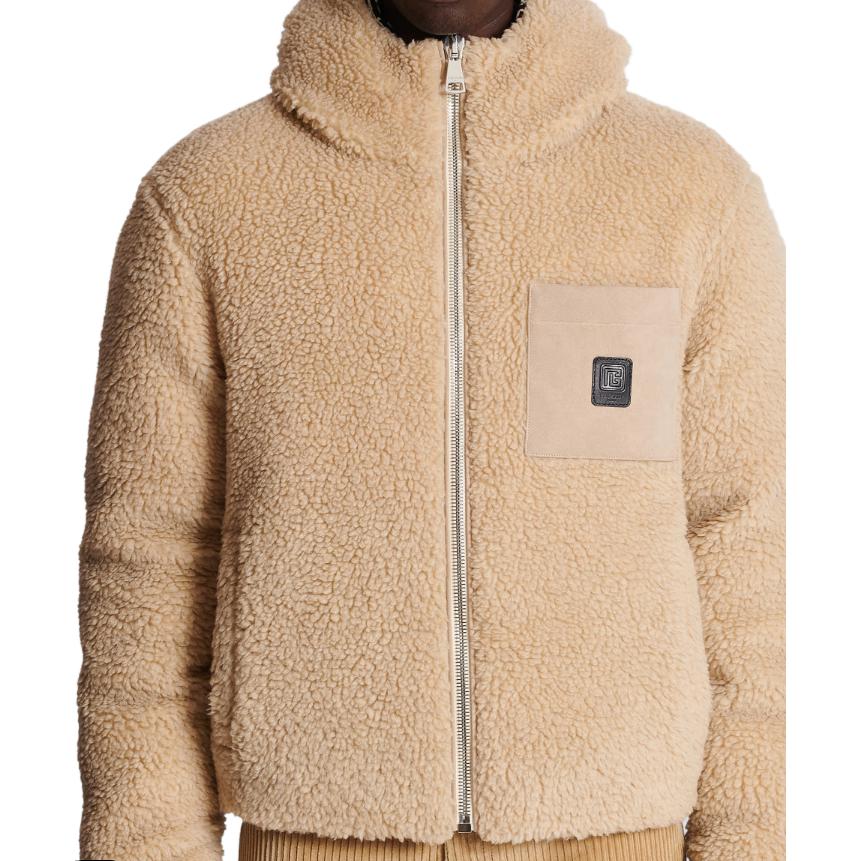 Sizing 巴尔曼棕色双面羊羔绒外套字母印花设计. BH1TH680-XG23-0AI