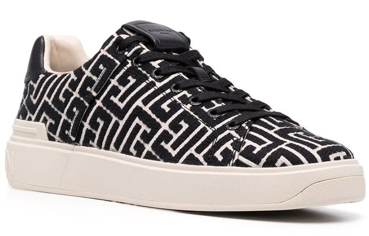 Order Balmain B-Court 'Monogram Hitam' WM1VI244TJMS-GFE