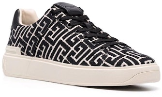 Balmain B-Court 'Monogram Hitam' WM1VI244TJMS-GFE Order Balmain B-Court 'Monogram Hitam' WM1VI244TJMS-GFE