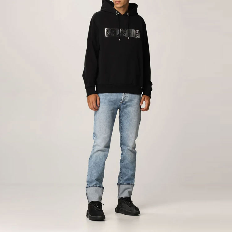 Shop 발망 FW21 엠보싱 로고 프린트 드로스트링 후디 블랙 WH0JR002B160EAC