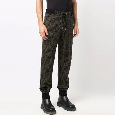BALMAIN FW21 男士標誌印花卡其休閒長褲. WH0OB067-J314-UEE Shop BALMAIN FW21 男士標誌印花卡其休閒長褲. WH0OB067-J314-UEE