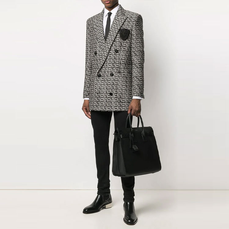 Lookbook 발맹 FW21 모노그램 로고 프린트 블레이저 블랙 화이트 VH0SI025C212-GFE