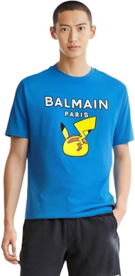 巴尔曼 FW22 浅蓝色卡通字母印花宽松版型T恤 YH3EG000BB39 Lookbook 巴尔曼 FW22 浅蓝色卡通字母印花宽松版型T恤 YH3EG000BB39