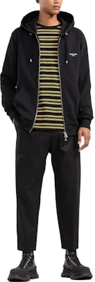 BALMAIN FW22 Jaket Hoodie Hitam Berzip dengan Logo Cetak untuk Lelaki. YH1JX000BB04000EAB Lookbook BALMAIN FW22 Jaket Hoodie Hitam Berzip dengan Logo Cetak untuk Lelaki. YH1JX000BB04000EAB