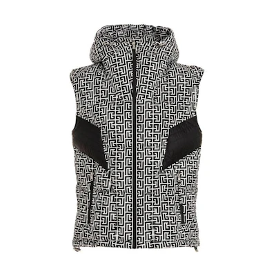 BALMAIN FW22 Logo Puffer Vest Black Apparel. YH2TO095-XB50-EAB