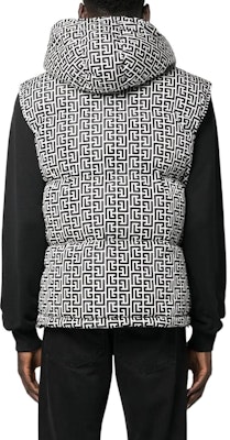 발망 FW22 로고 퍼퍼 베스트 블랙 의류. YH2TO095-XB50-EAB Purchase 발망 FW22 로고 퍼퍼 베스트 블랙 의류. YH2TO095-XB50-EAB