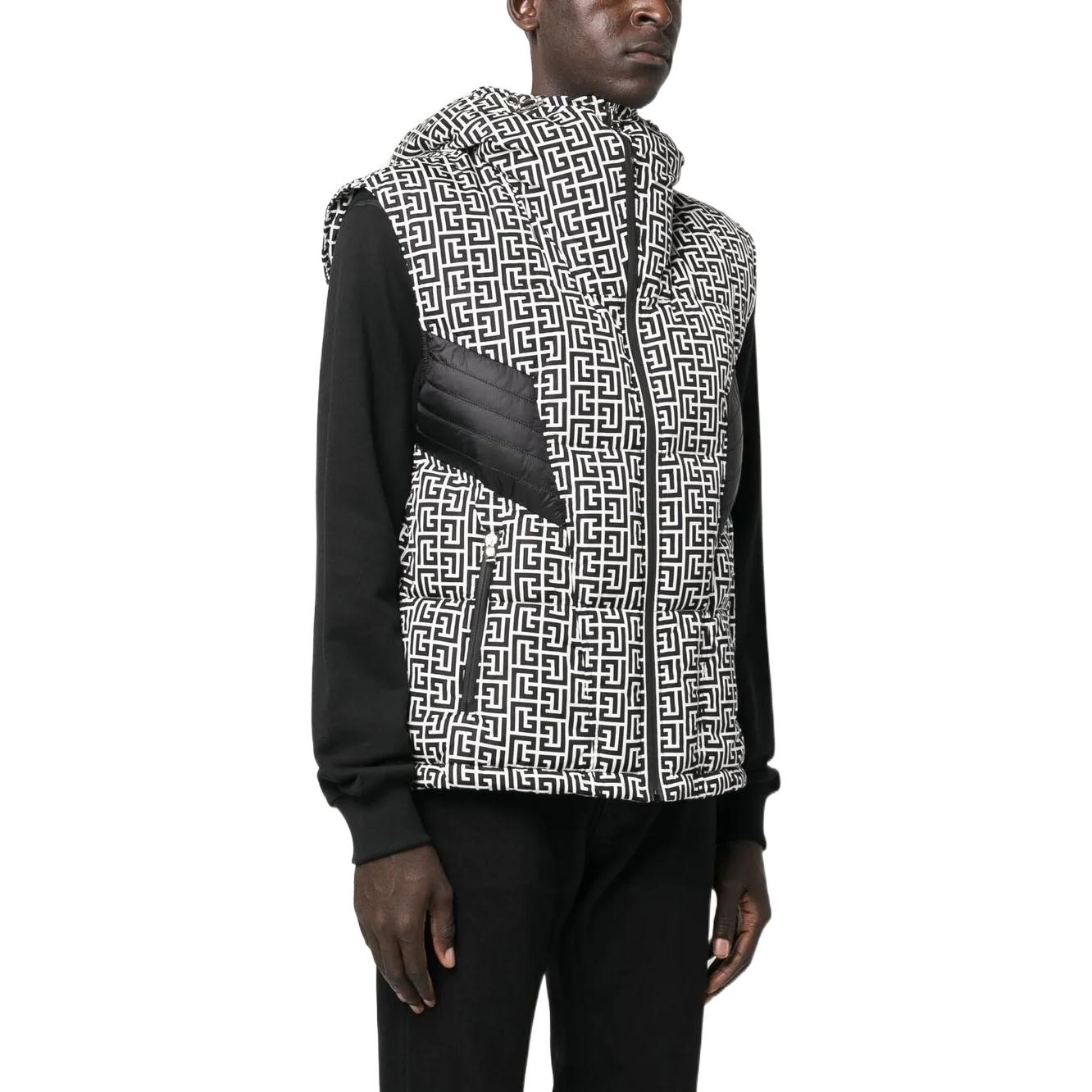 Details for 발망 FW22 로고 퍼퍼 베스트 블랙 의류. YH2TO095-XB50-EAB