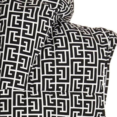 발망 FW22 로고 퍼퍼 베스트 블랙 의류. YH2TO095-XB50-EAB Sizing 발망 FW22 로고 퍼퍼 베스트 블랙 의류. YH2TO095-XB50-EAB