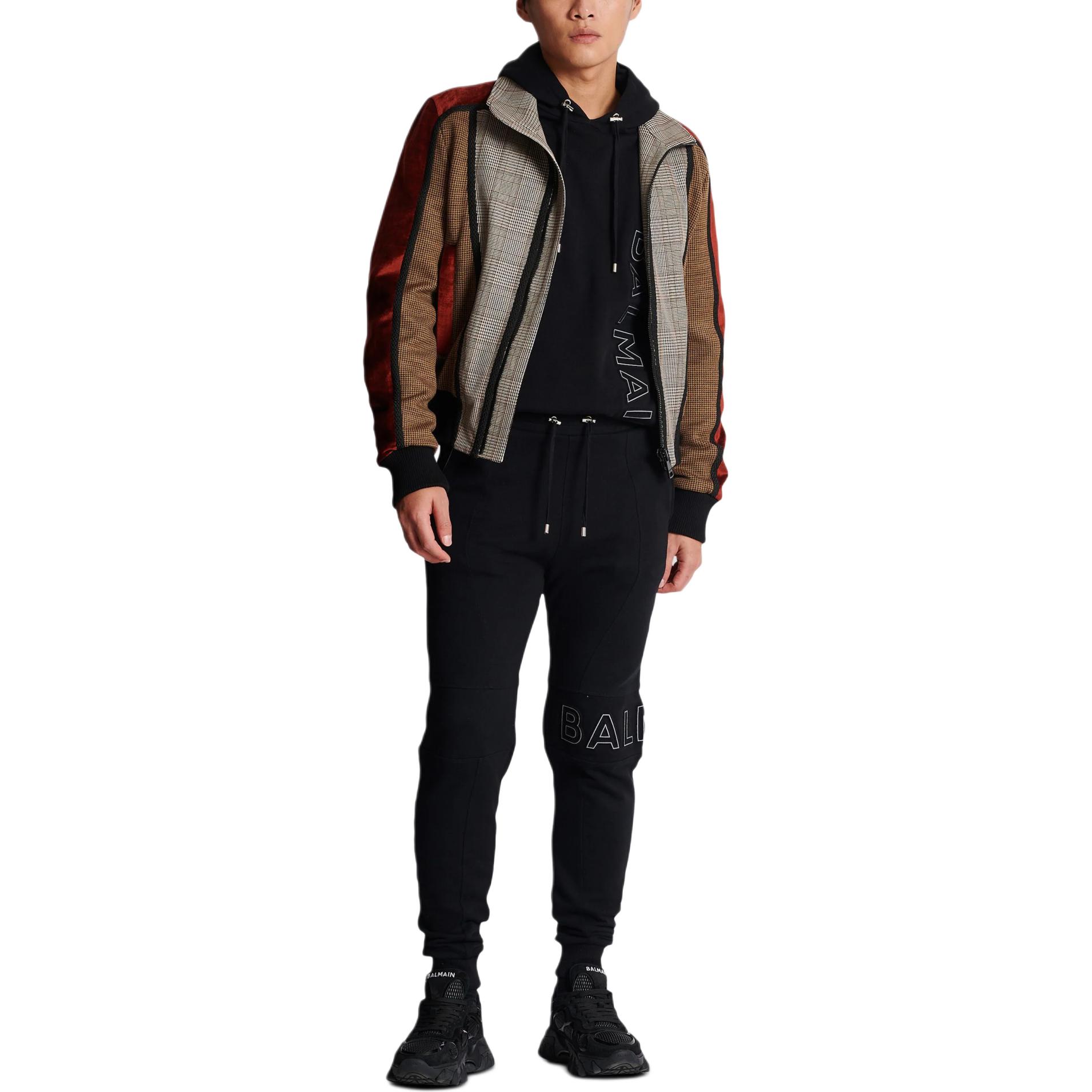 Lookbook 발망 레터 프린트 니트 조거 팬츠 드로스트링 블랙 CH1OB235-BC22-EBP