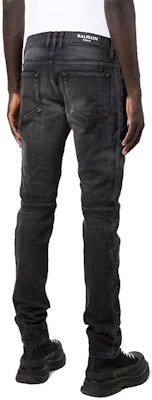 BALMAIN Jeans Hitam Patchwork Distressed WH1MG030-146D-0PC Shop BALMAIN Jeans Hitam Patchwork Distressed WH1MG030-146D-0PC