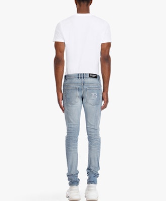 BALMAIN SS21 Jeans Kasual Denim Kapas Biru Distressed. VH1MG000006D-6AA Shop BALMAIN SS21 Jeans Kasual Denim Kapas Biru Distressed. VH1MG000006D-6AA