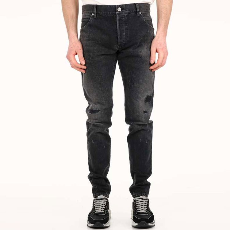 Purchase 발망 SS21 디스트레스드 솔리드 블랙 데님 진. VH1MG000-099D-0PA