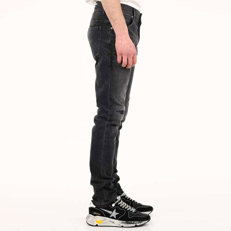 Sizing 발망 SS21 디스트레스드 솔리드 블랙 데님 진. VH1MG000-099D-0PA