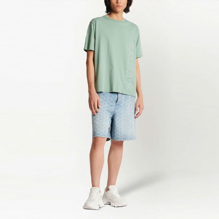 Lookbook バルマン SS23 レターグラフィック プリント 半袖クルーネック Tシャツ ジェイドグリーン メンズ. AH0EG010BC22UES