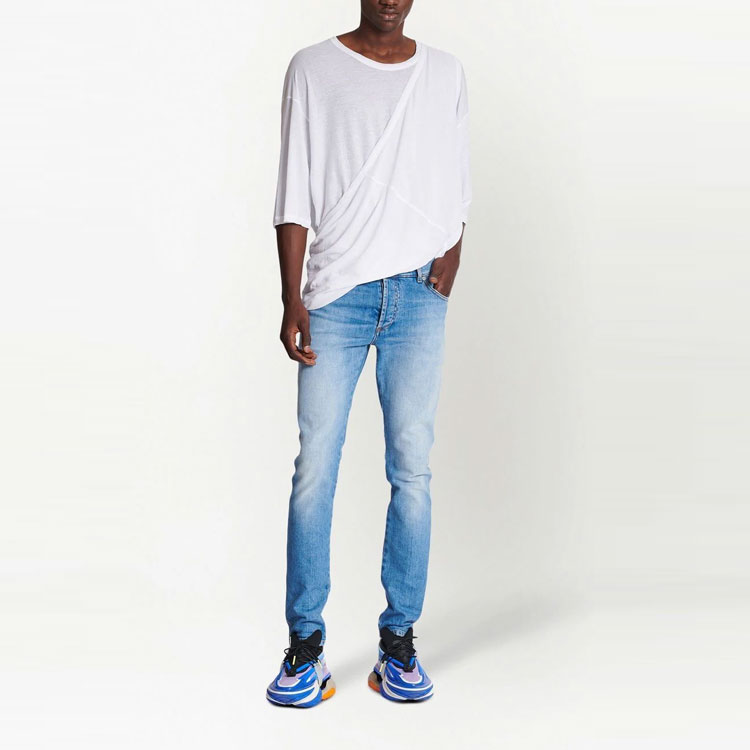 Lookbook BALMAIN SS23 Jeans Lurus Basuh Biru Lelaki Denim. AH1MM000DD09-6FF