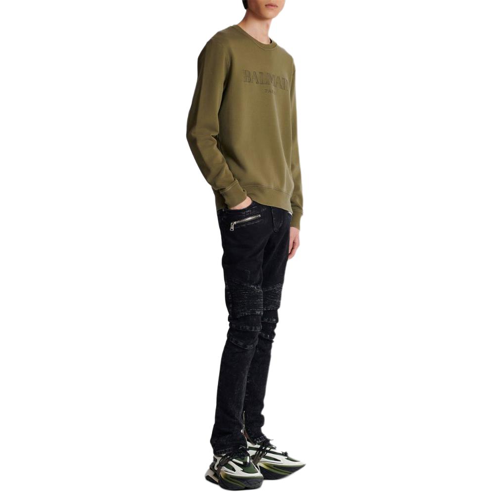 Shop BALMAIN SS24 橄欖綠寬鬆款套頭圓領衛衣。 CH0JQ040-BC72-UIA