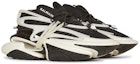 Lookbook Balmain Unicorn Low 'Hitam Putih' YM1VJ309KNOC-EAB