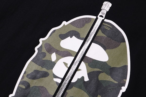 BAPE Kaos 1st Camo 2nd Ape Hitam Hijau Lookbook BAPE Kaos 1st Camo 2nd Ape Hitam Hijau