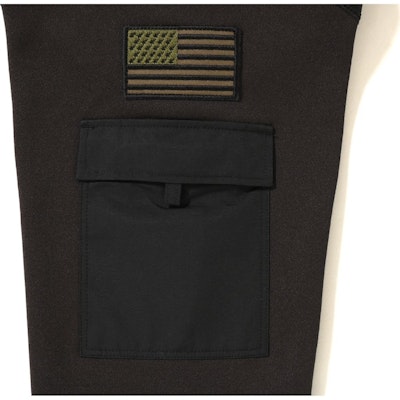 베이프 1st 카모 슬리브 포켓 후디 그린
Lookbook 베이프 1st 카모 슬리브 포켓 후디 그린