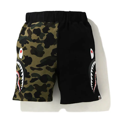 BAPE Camo Half Shark Sweat Shorts 1H20-153-020