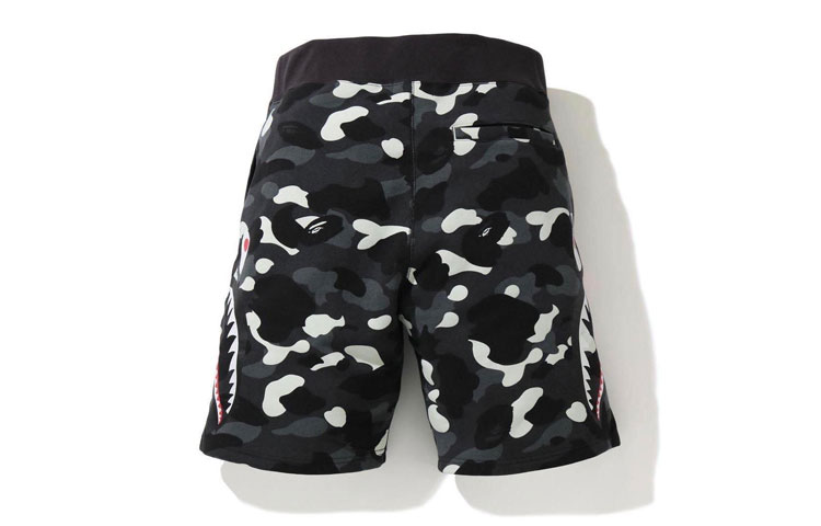 Lookbook BAPE 城市迷彩鯊魚圖案短褲 1G80-153-010