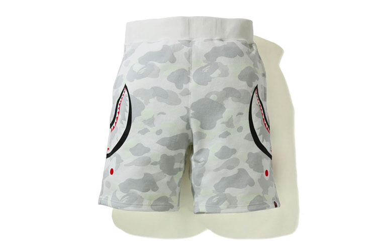 Purchase BAPE 城市迷彩鯊魚圖案短褲 1G80-153-010