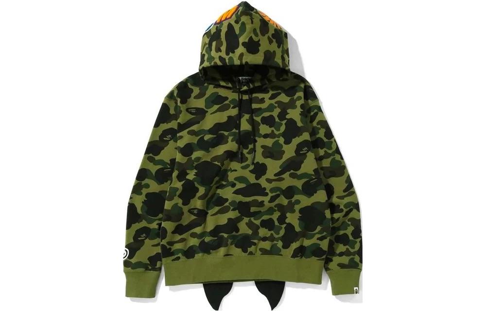Bape A BATHING APE  Camo Shark Print Casual Hoodie. 0ZXSWM114007H